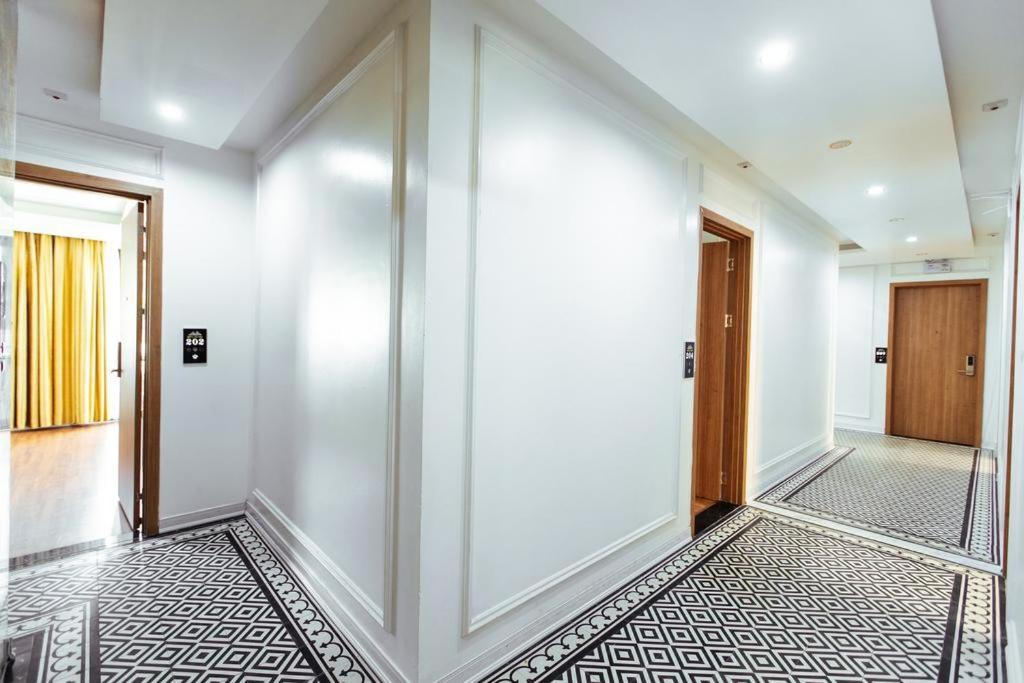 Bai Tho Mountain Hotel Ha Long Exterior photo